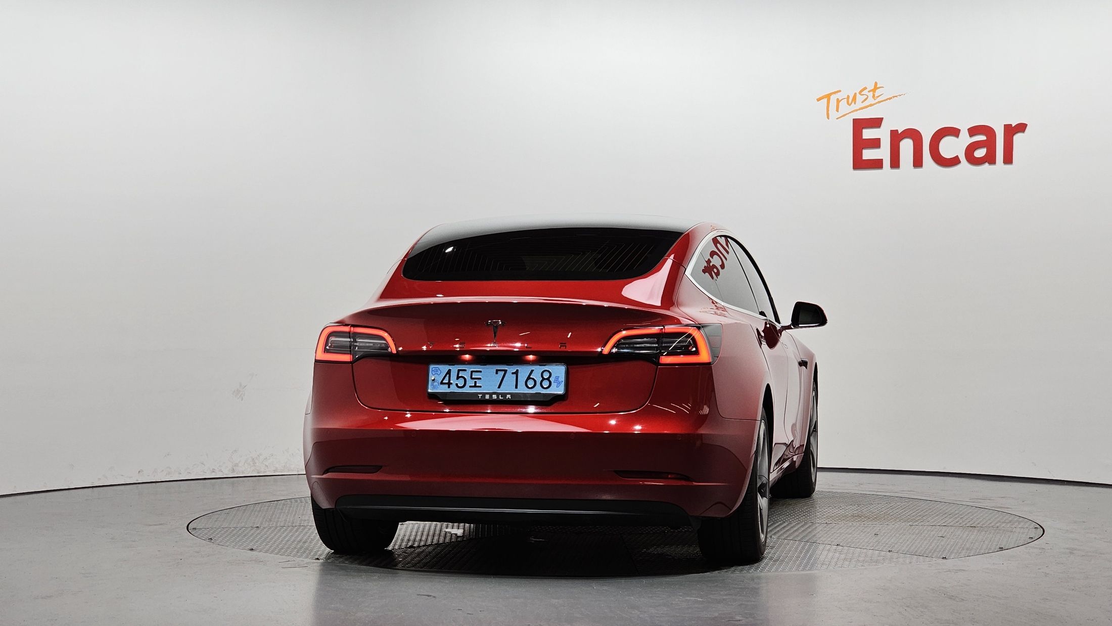 TESLA MODEL 3 2020