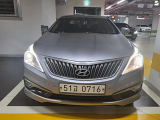 HYUNDAI GRANDEUR HG HYBRID 2016