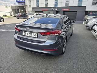 HYUNDAI AVANTE AD 2017