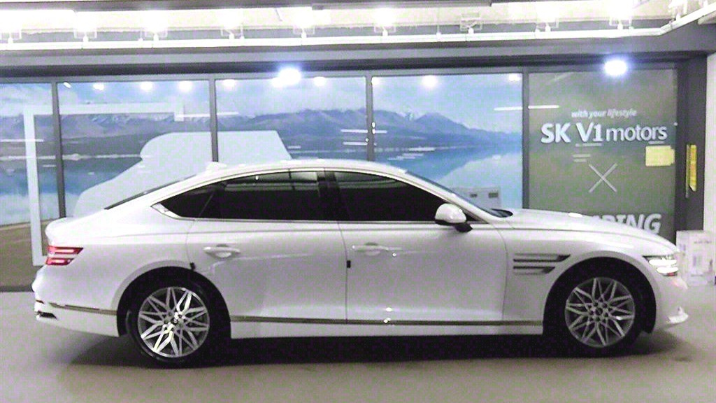 GENESIS G80 RG3 2024