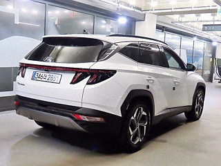 HYUNDAI TUCSON NX4 2021