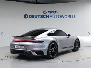 PORSCHE 911 992 2023