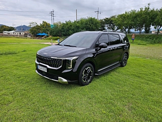 KIA CARNIVAL 2025