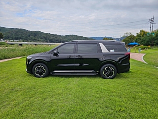 KIA CARNIVAL 2025