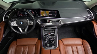 BMW X7 G07 2021
