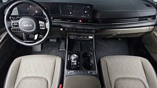 KIA CARNIVAL 2024