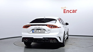 KIA STINGER 2020