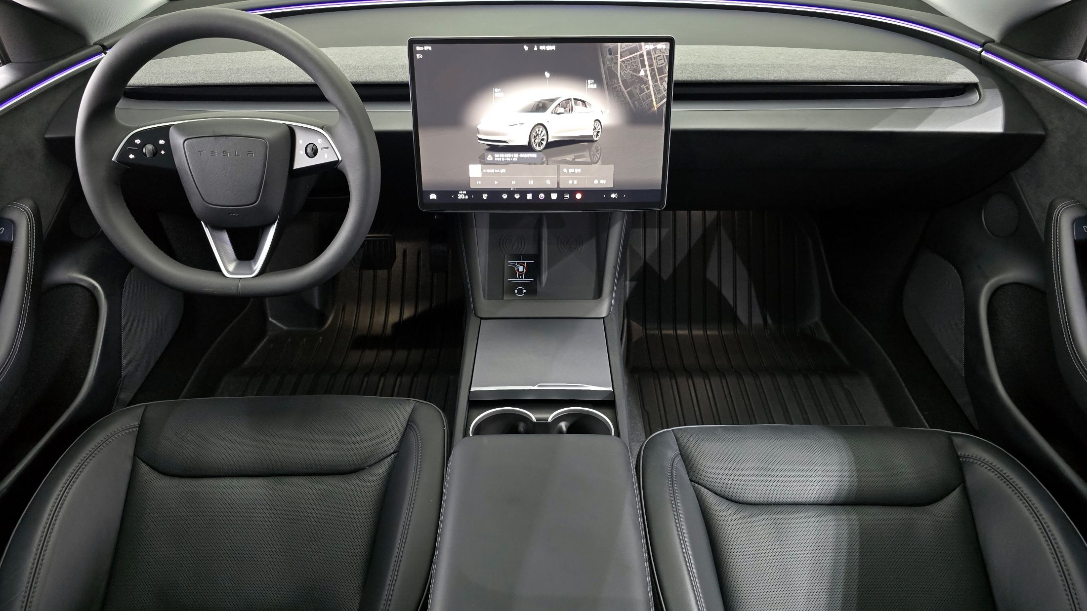 TESLA MODEL 3 2024