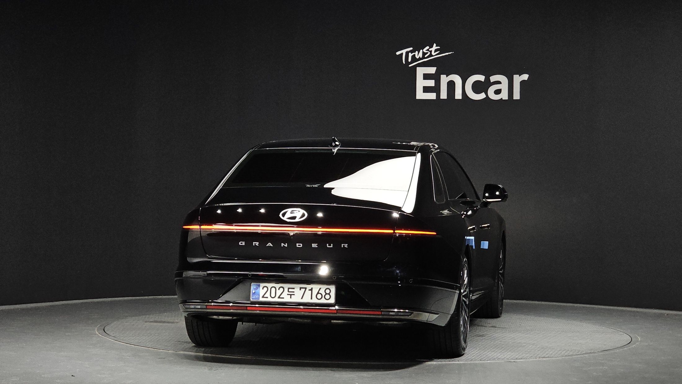 HYUNDAI GRANDEUR HYBRID GN7 2023