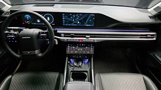 HYUNDAI GRANDEUR HYBRID GN7 2023
