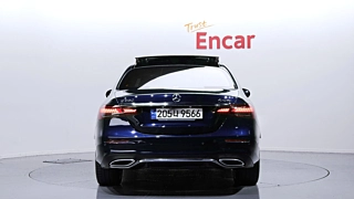 MERCEDES BENZ E-CLASS W213 2021