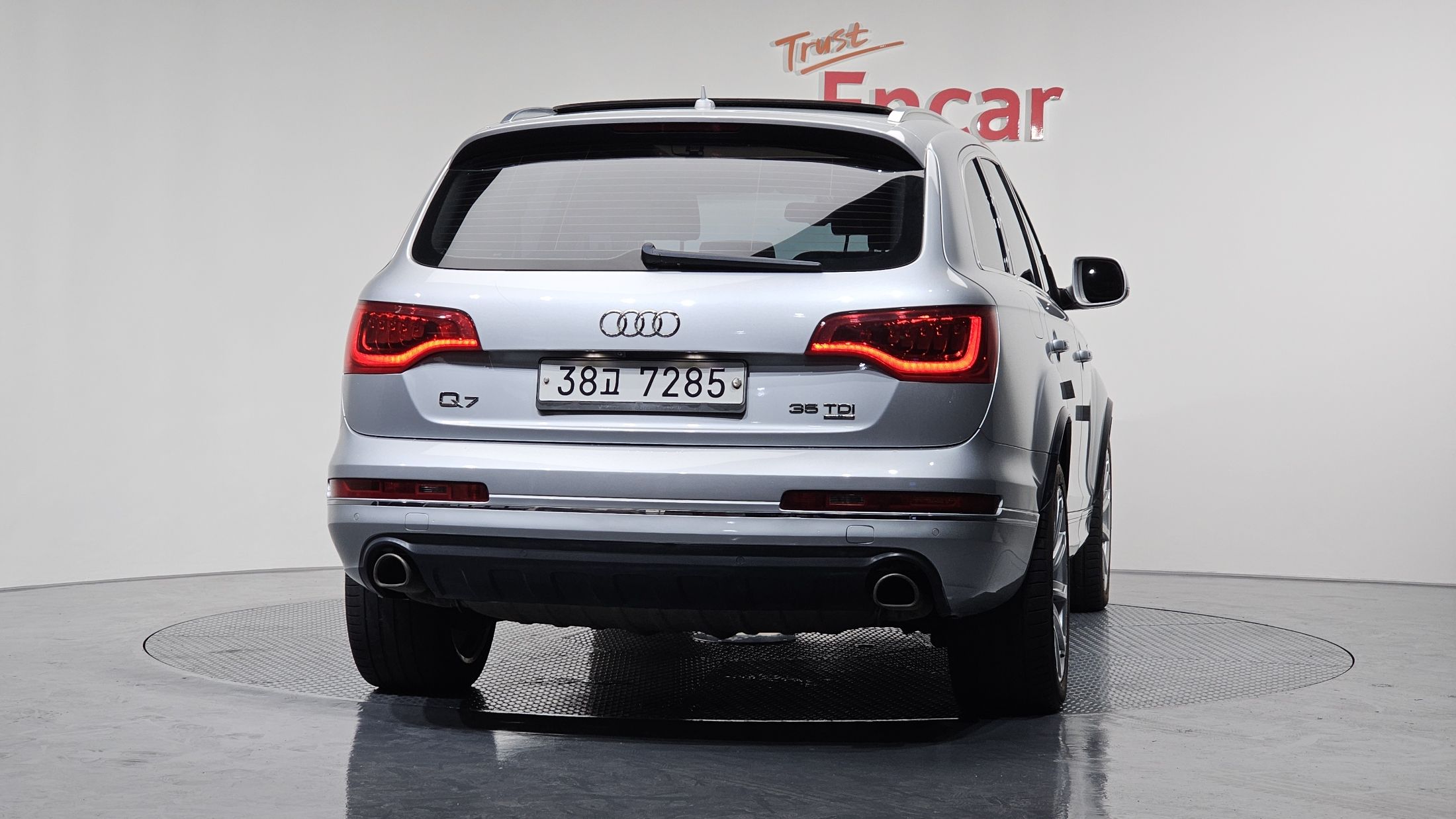 AUDI Q7 2015