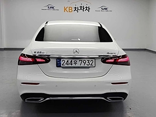 MERCEDES BENZ E-CLASS W213 2023