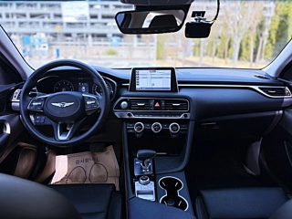 GENESIS G70 2019