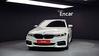 BMW 5-SERIES G30 2019
