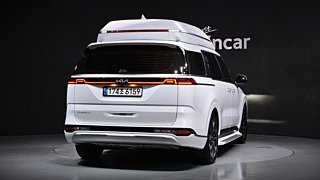 KIA CARNIVAL 2023