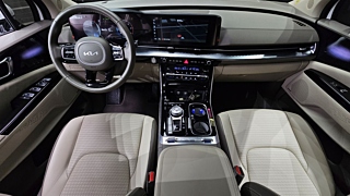 KIA CARNIVAL 2023