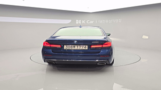 BMW 5-SERIES G30 2020