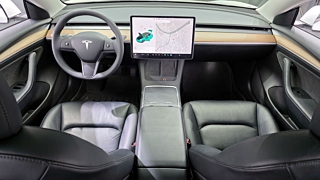 TESLA MODEL 3 2021
