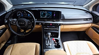 KIA CARNIVAL 2022