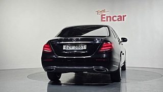 MERCEDES BENZ E-CLASS W213 2018