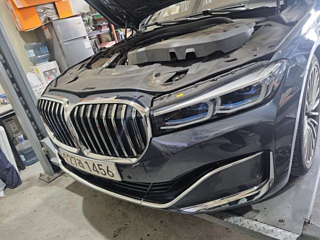 BMW 7-SERIES G11 2020