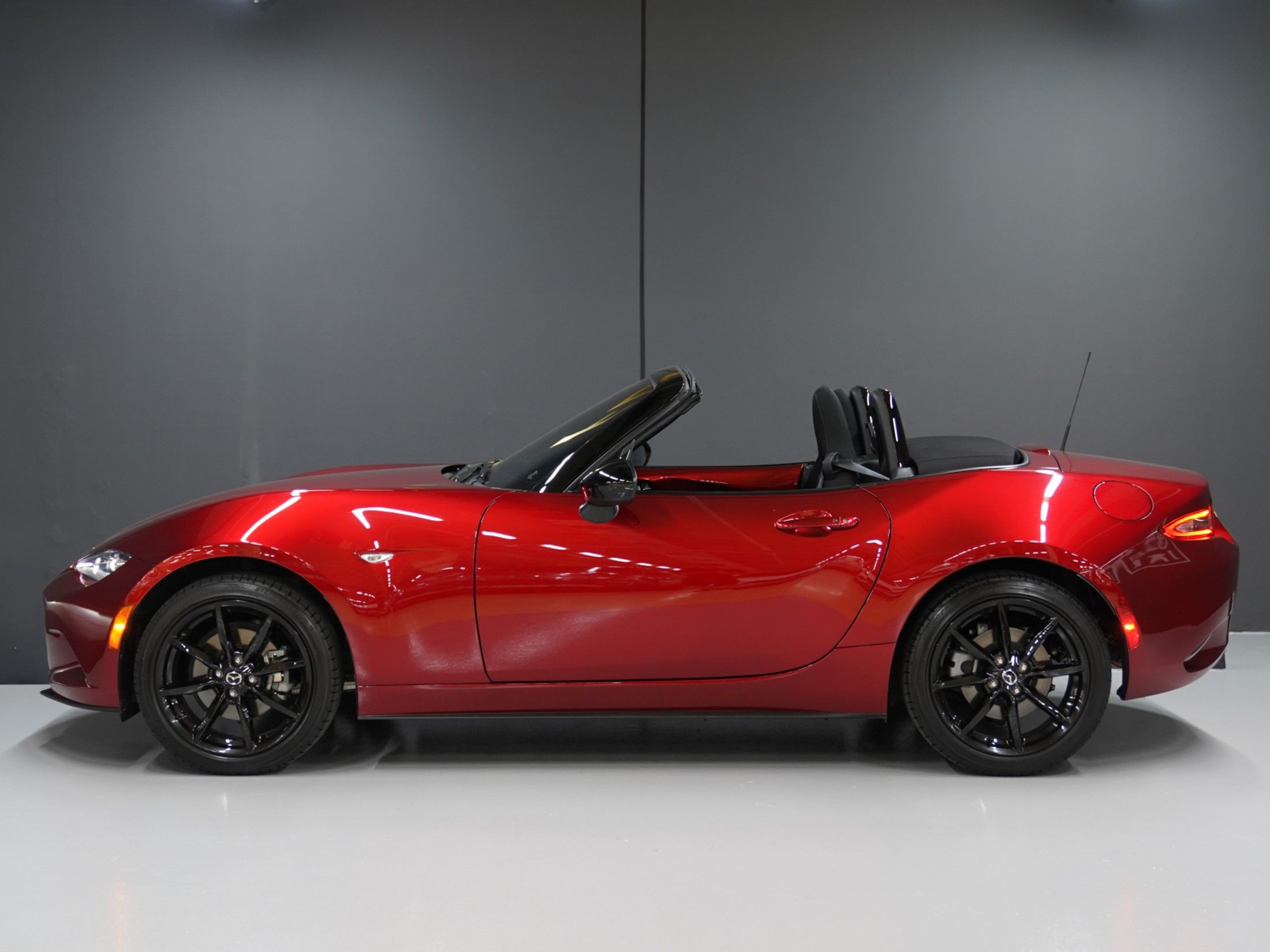 MAZDA MX-5 2023