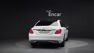 MERCEDES BENZ C-CLASS W205 2016