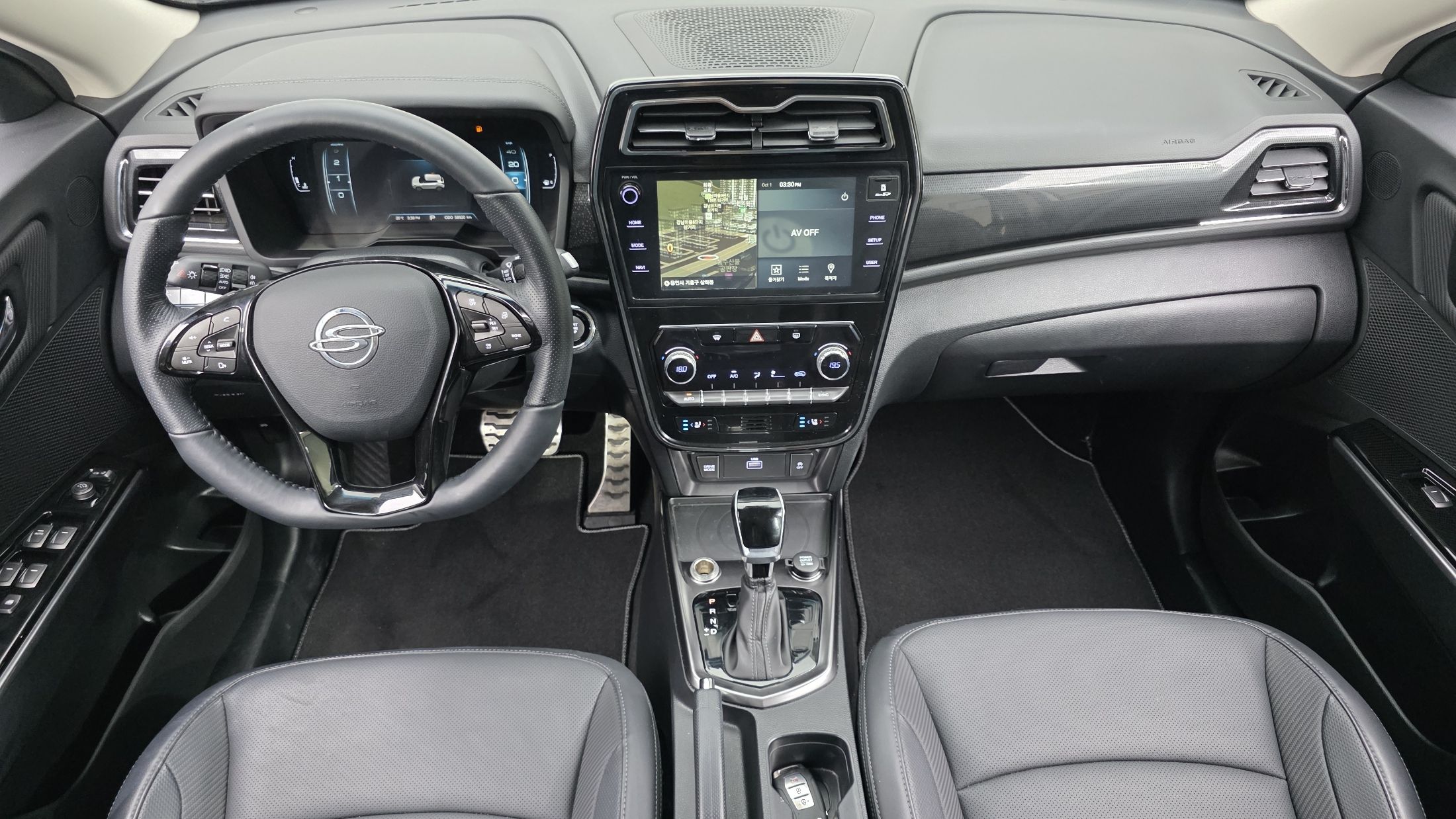 SSANGYONG TIVOLI VERY NEW 2022