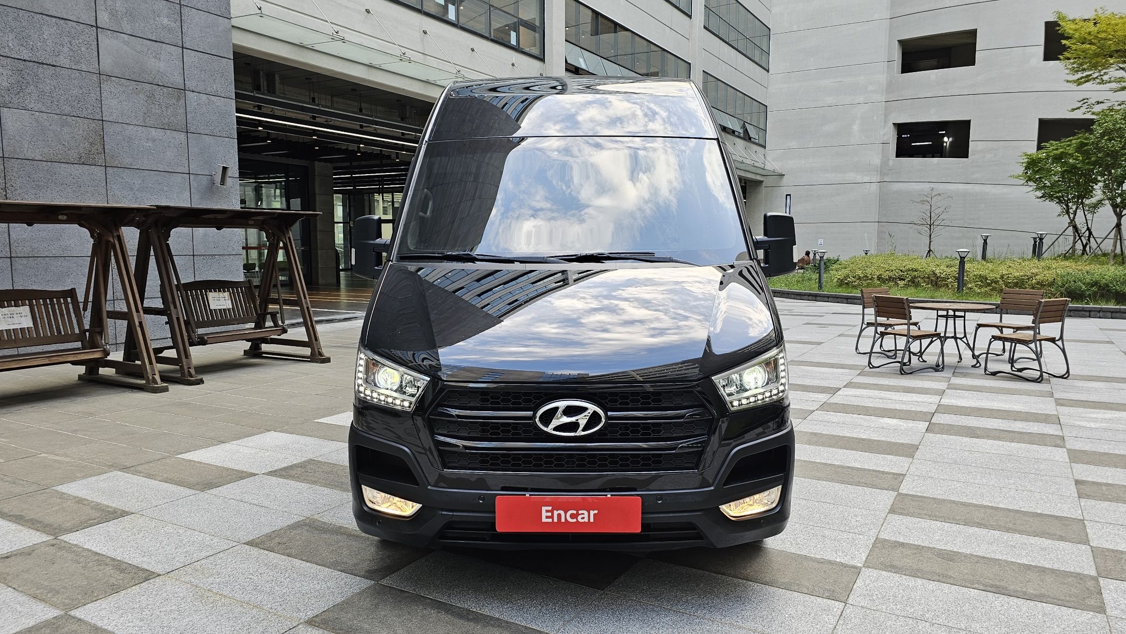 HYUNDAI SOLATI 2018