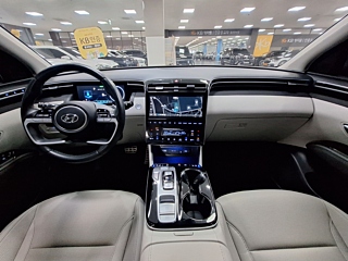 HYUNDAI TUCSON NX4 2022