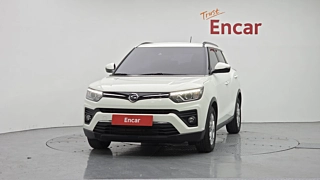 SSANGYONG TIVOLI VERY NEW 2021