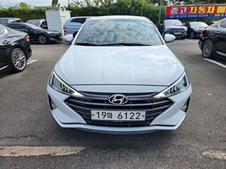 HYUNDAI AVANTE AD 2019