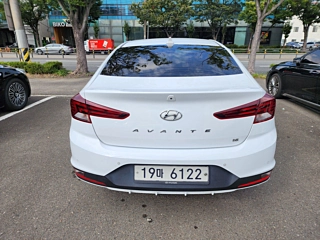 HYUNDAI AVANTE AD 2019