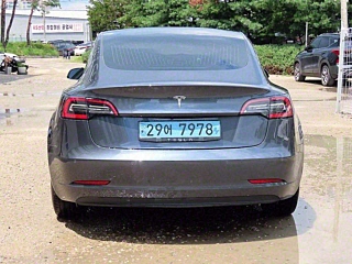 TESLA MODEL 3 2019