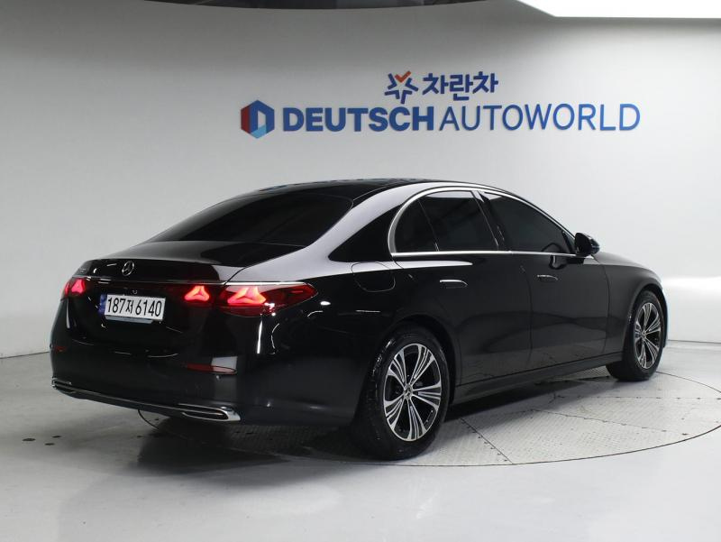 MERCEDES BENZ E-CLASS W214 2024