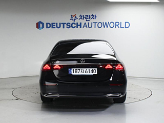 MERCEDES BENZ E-CLASS W214 2024
