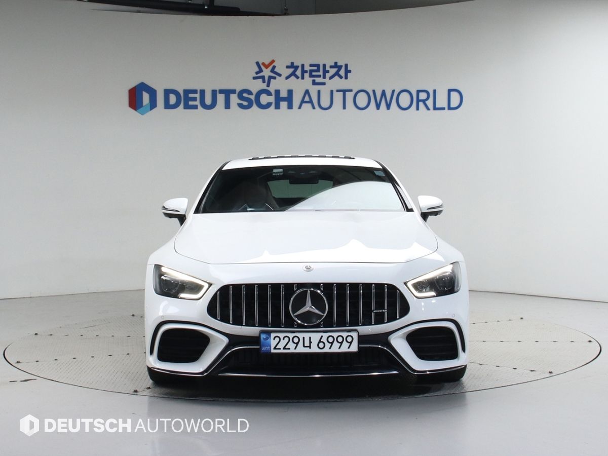 MERCEDES BENZ AMG GT 2020