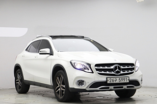 MERCEDES BENZ GLA-CLASS X156 2018