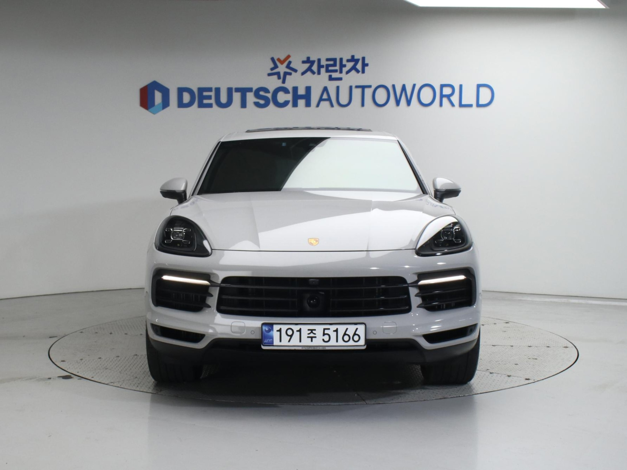 PORSCHE CAYENNE PO536 2023