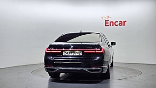 BMW 7-SERIES G11 2021