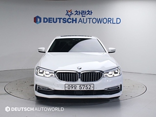 BMW 5-SERIES G30 2018