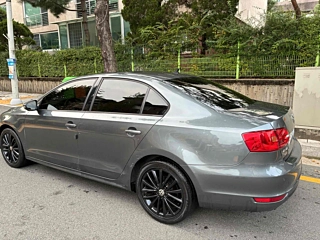 VOLKSWAGEN JETTA 2012