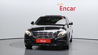 MERCEDES BENZ E-CLASS W213 2018