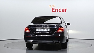 MERCEDES BENZ E-CLASS W213 2018