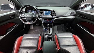 HYUNDAI AVANTE AD 2016