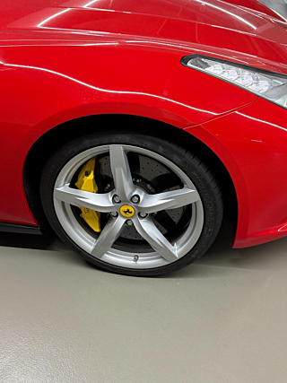 FERRARI GTC4 LUSSO 2018