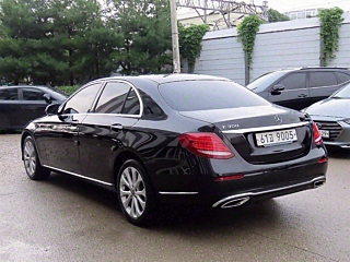 MERCEDES BENZ E-CLASS W213 2018