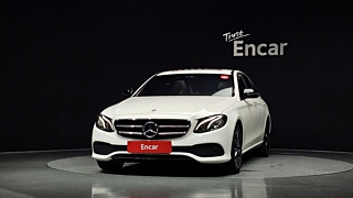 MERCEDES BENZ E-CLASS W213 2020