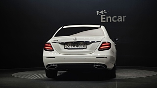 MERCEDES BENZ E-CLASS W213 2020